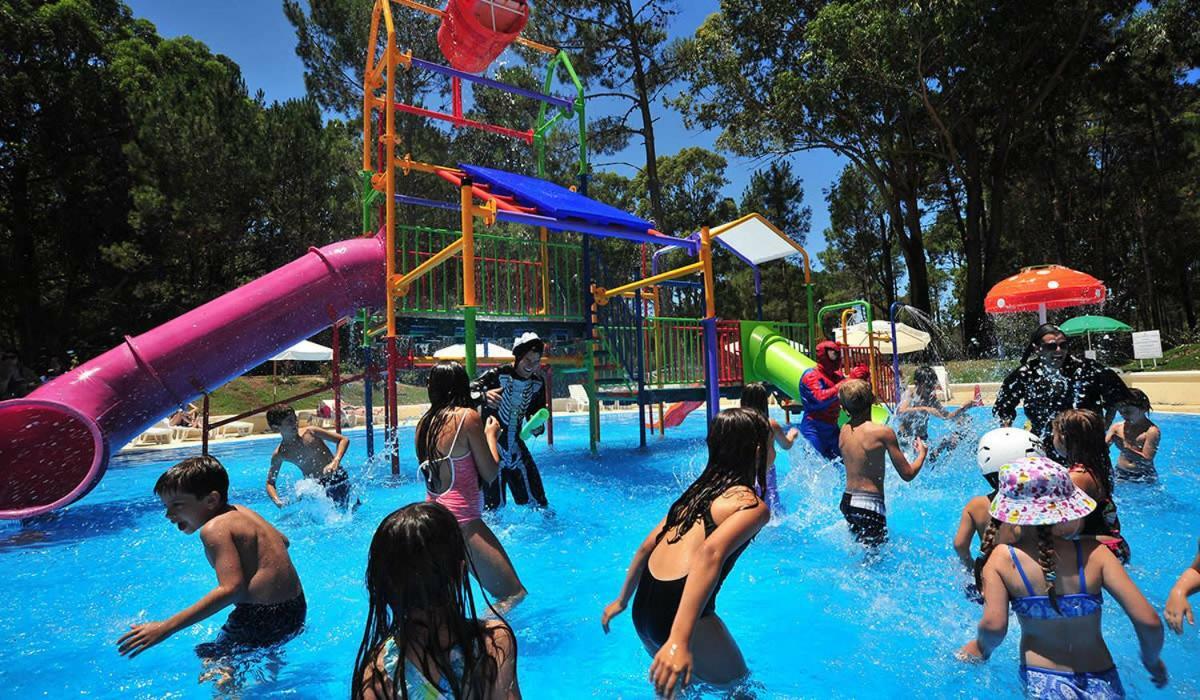 Park 2 Ambientes En Pb Con Jardin Y Parrillero *